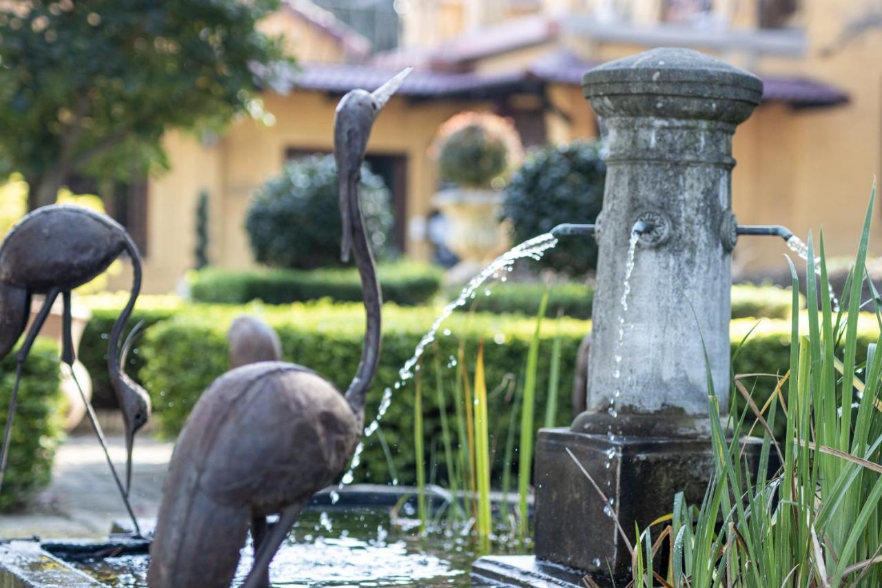The Tuscan Garden Newcastle Exteriör bild